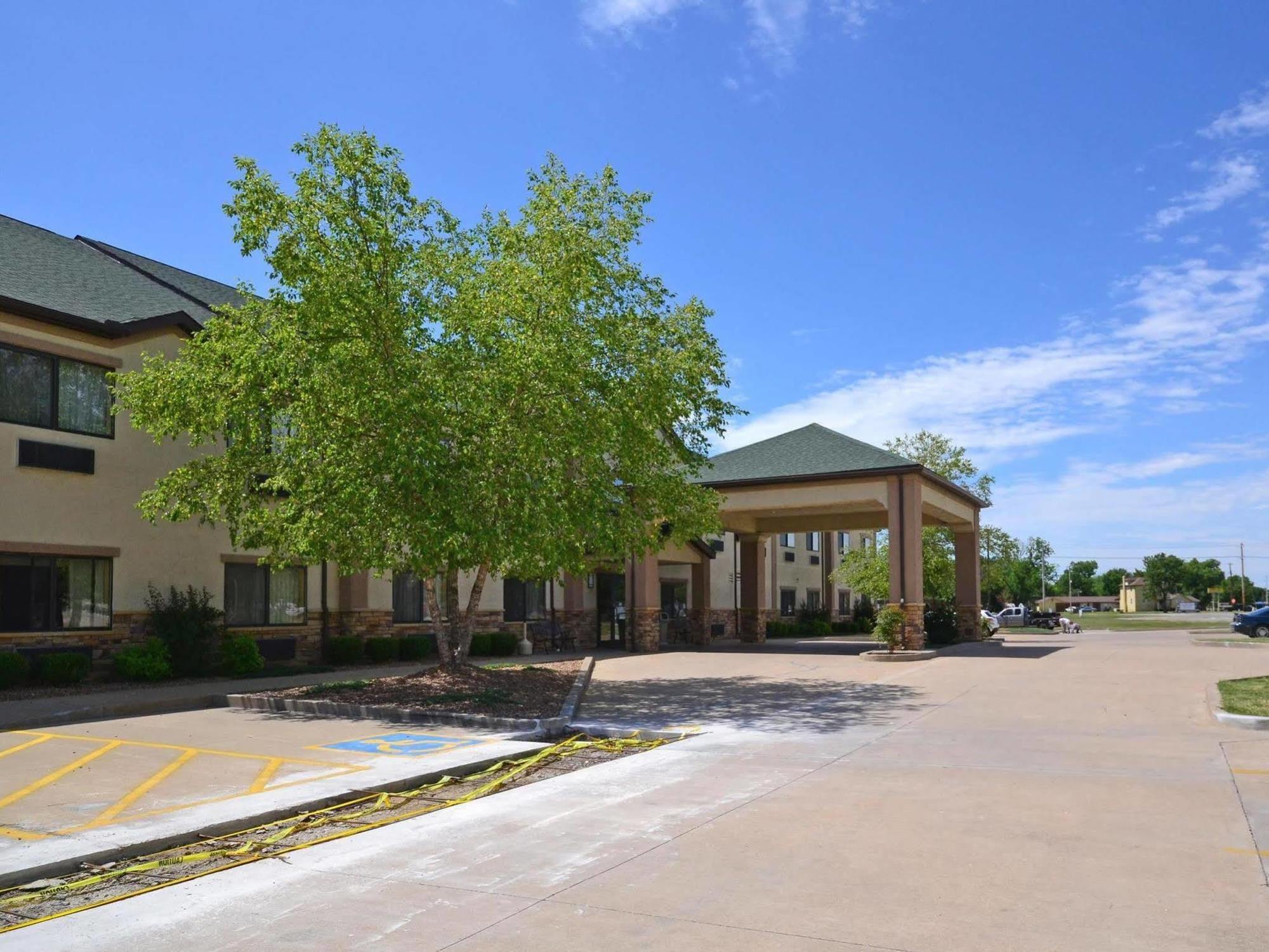 Days Inn By Wyndham Coffeyville Exterior foto